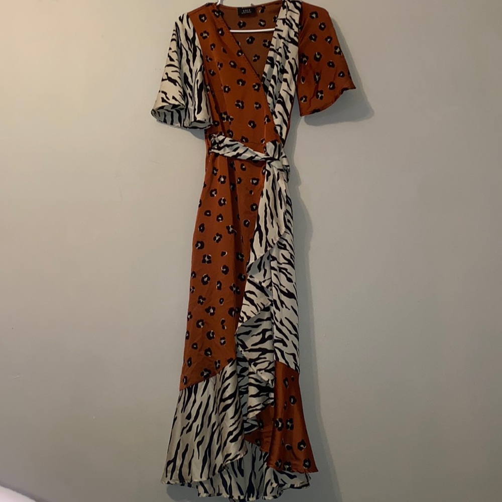 Cheetah dress, silky